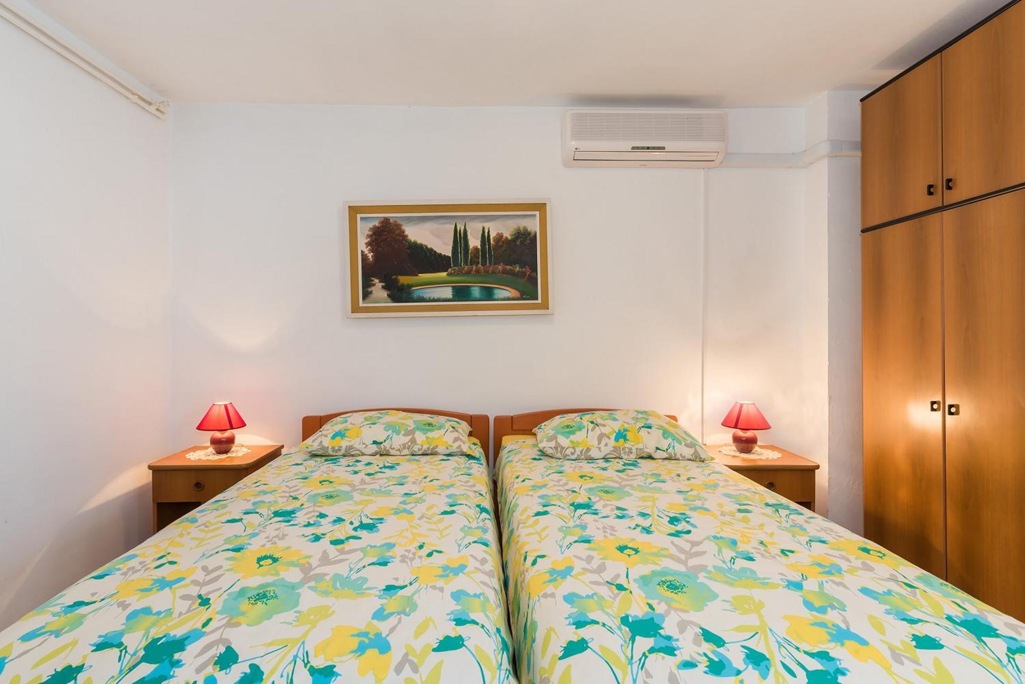 Kamelija Apartment Rovinj Luaran gambar