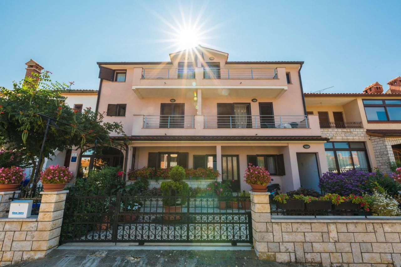 Kamelija Apartment Rovinj Luaran gambar